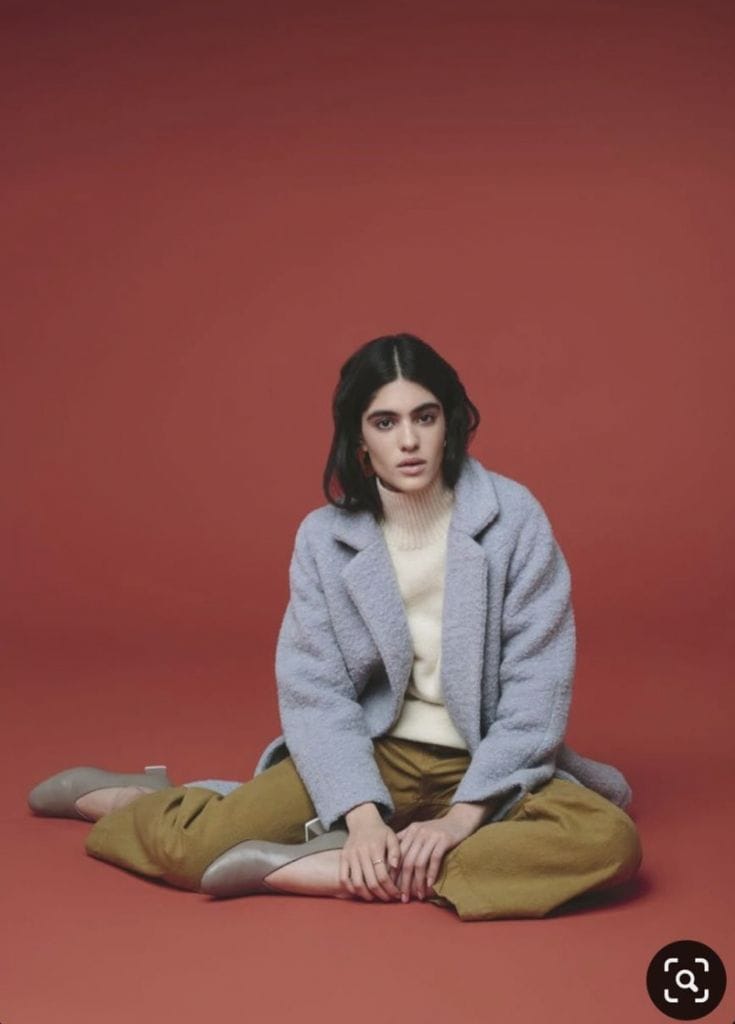 חולצות ארוכות לנשים: הטרנדים שכל אחת חייבת להכיר image