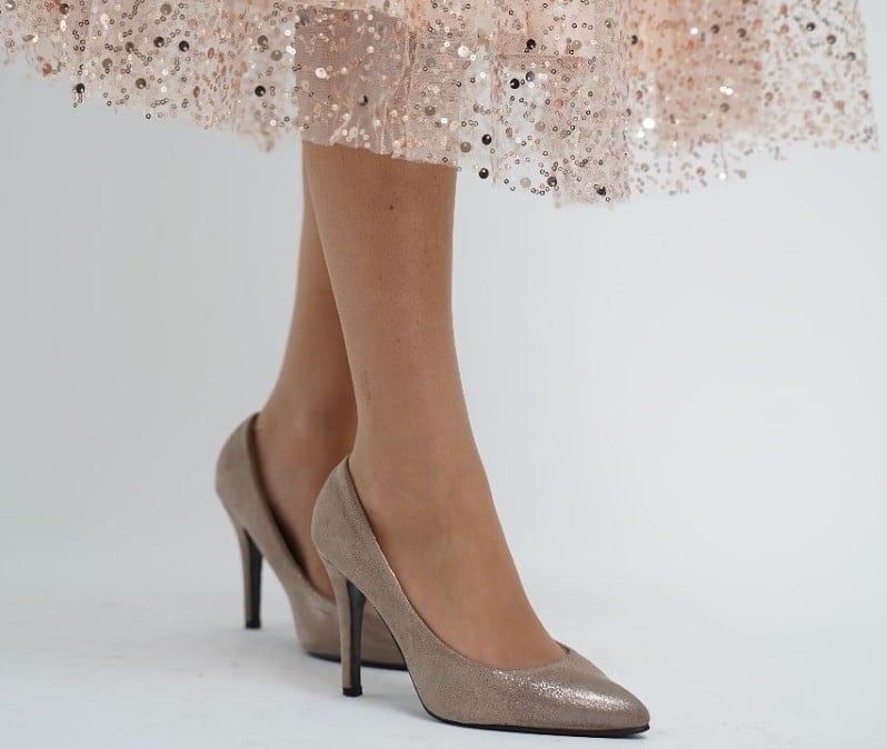 גרביונים וגלאם: שידרוג ההופעה לקראת עונת החתונות image