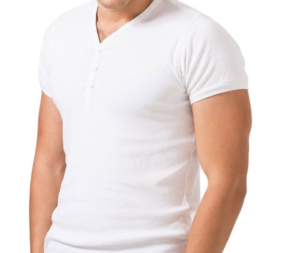 6 טיפים לבחירת גופיות גברים לקיץ הקרוב image